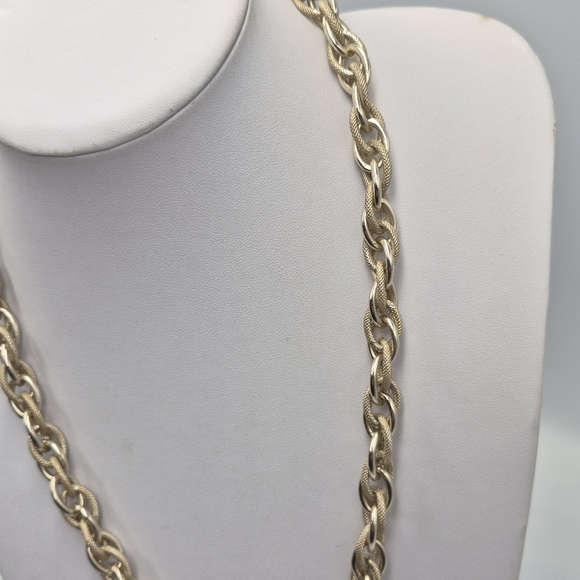 Gold Tone Chunky Chain Necklace - Picture 5 of 9